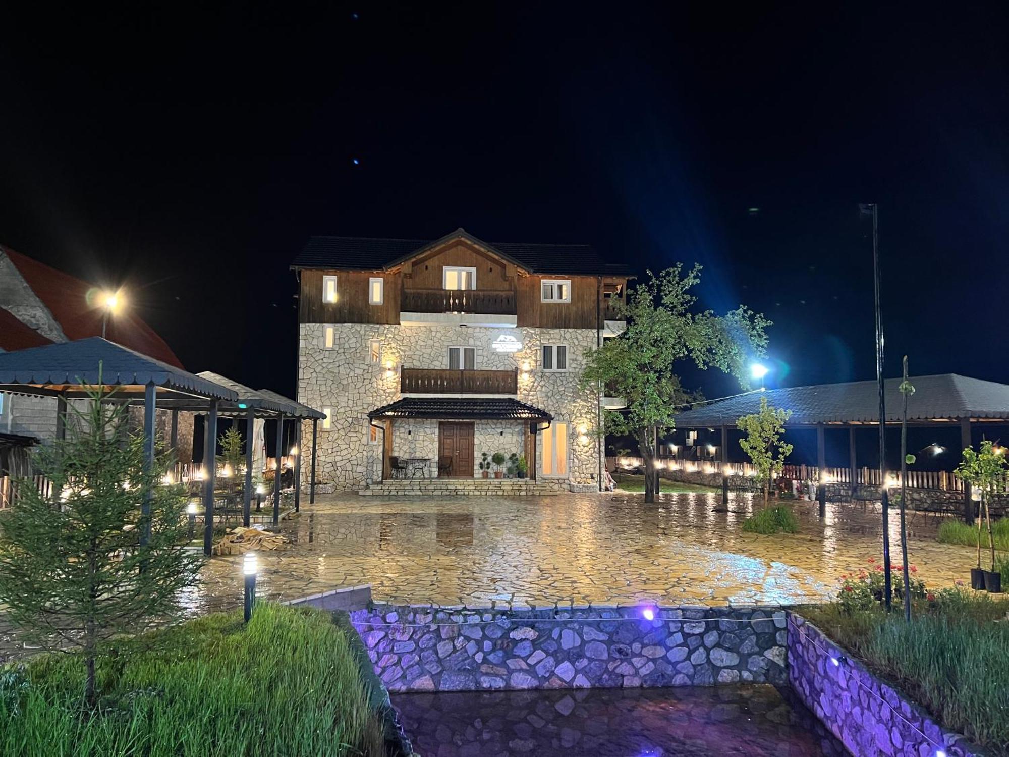 Oda N'Bjeshke Valbona Esterno foto