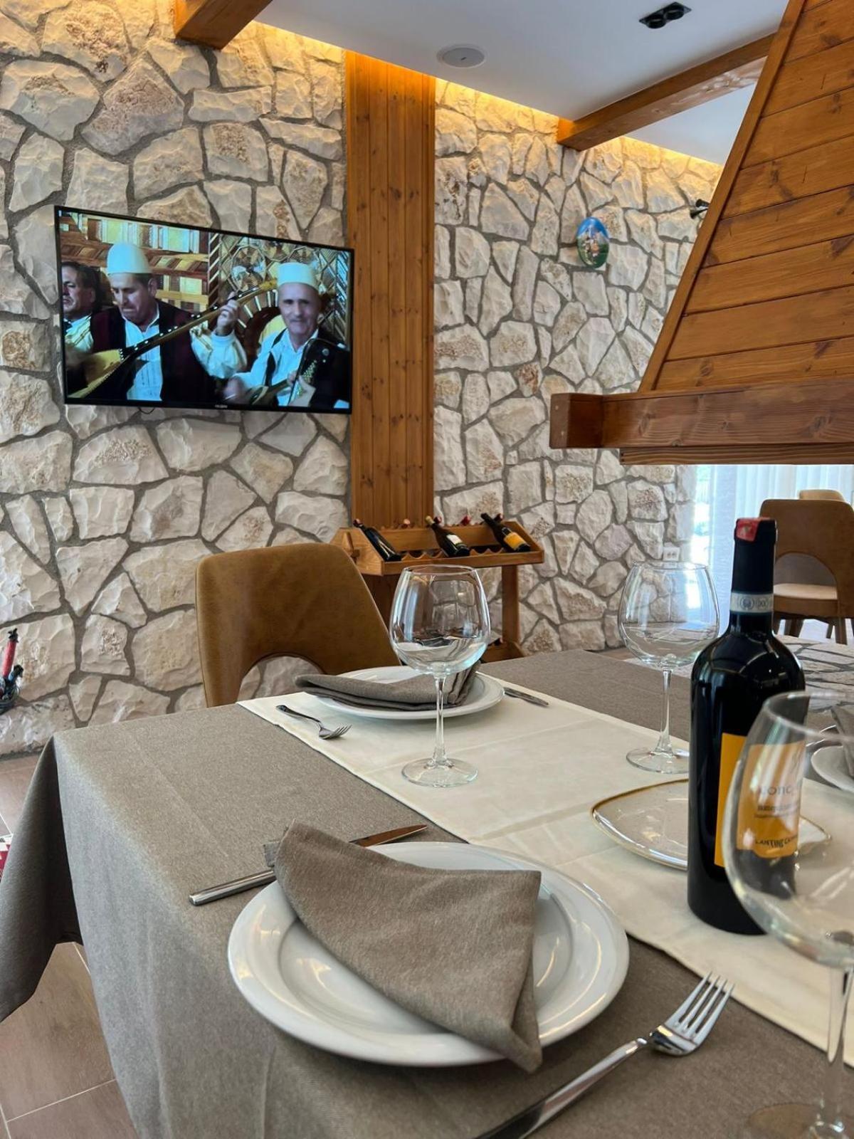 Oda N'Bjeshke Valbona Esterno foto